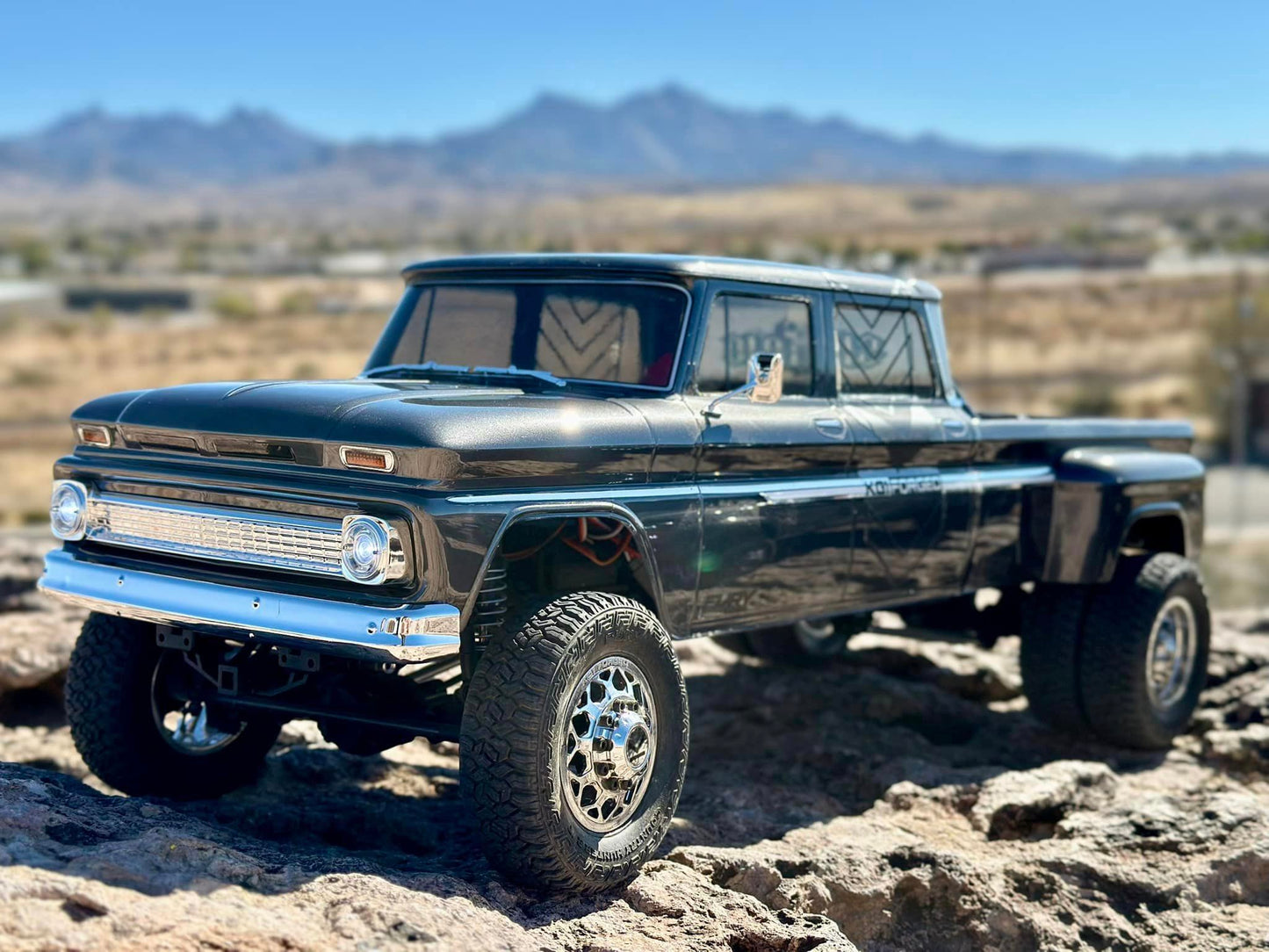 1:10 Rod Shop | CEN Racing Sicario | SICARIO 1/10 RTR 4WD CUSTOM TRUCK