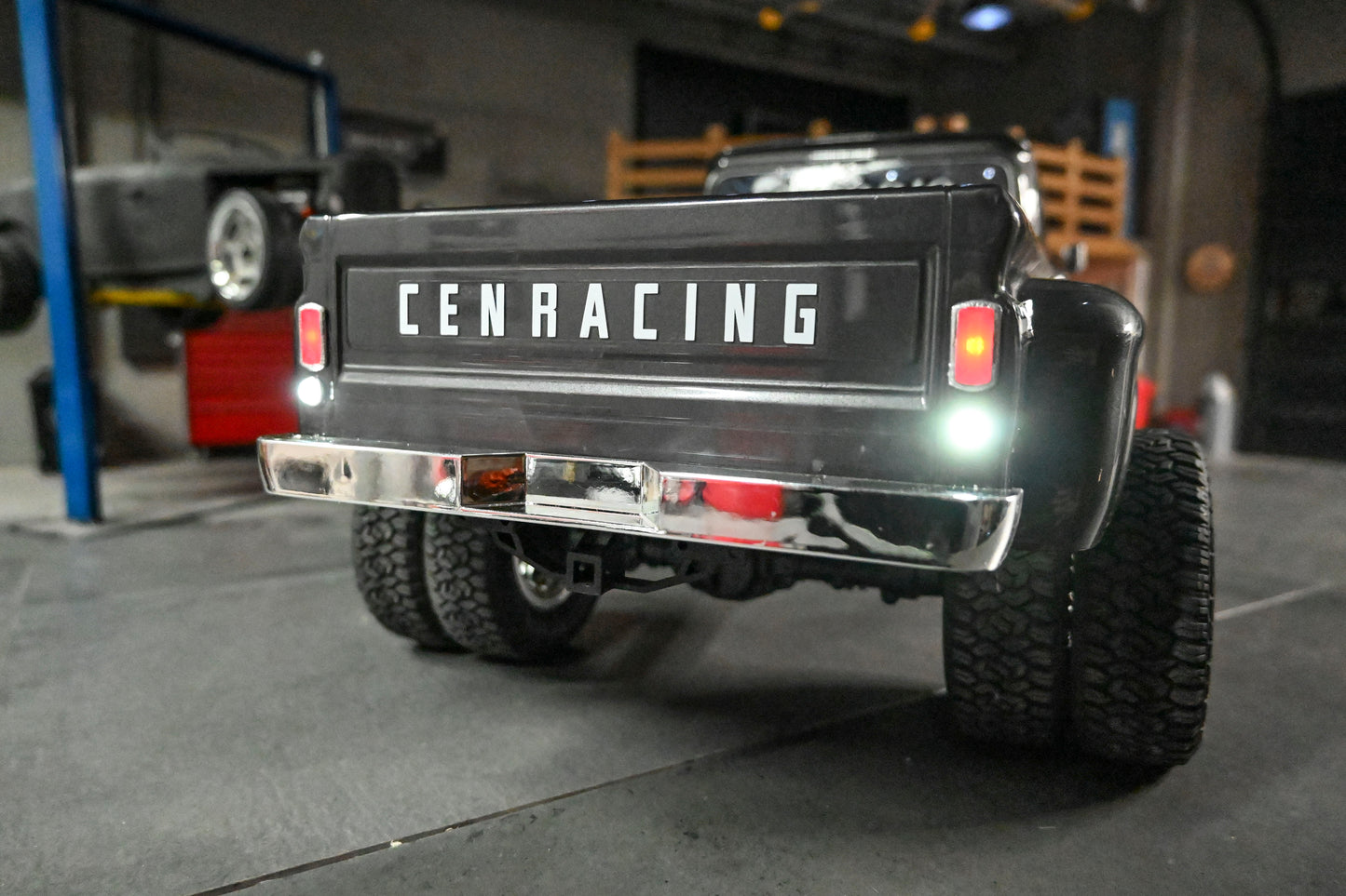 1:10 Rod Shop | CEN Racing Sicario | Sicario Light Kit