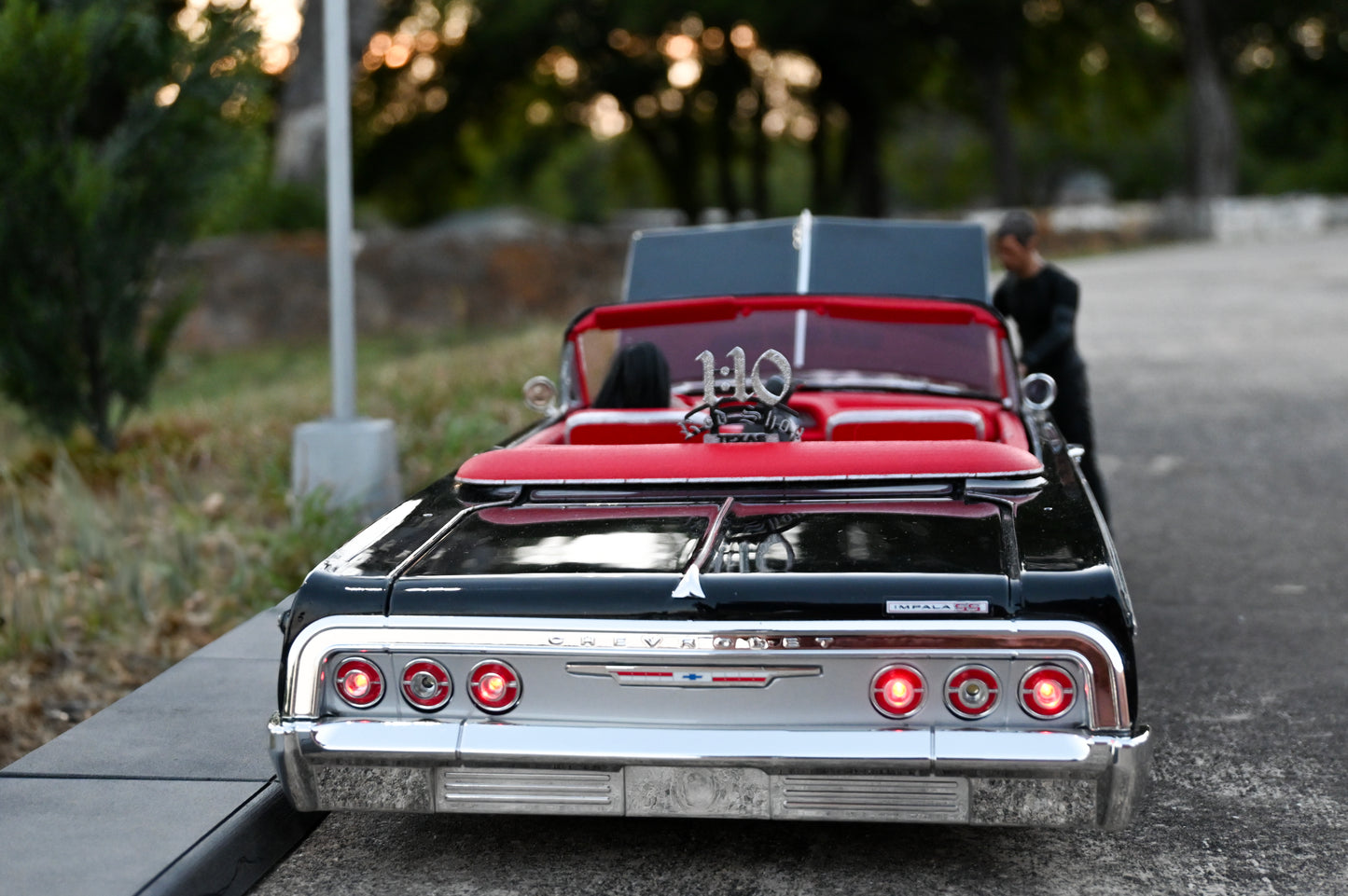 1:10 Rod Shop | 1:10 Scale Shop | 1:10 Rod Shop Lowrider Plaque